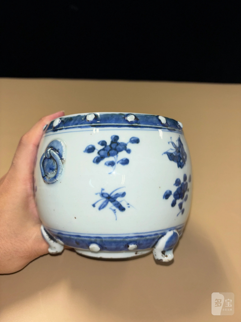 明晚期 青花狮钮三足香熏 - 图4